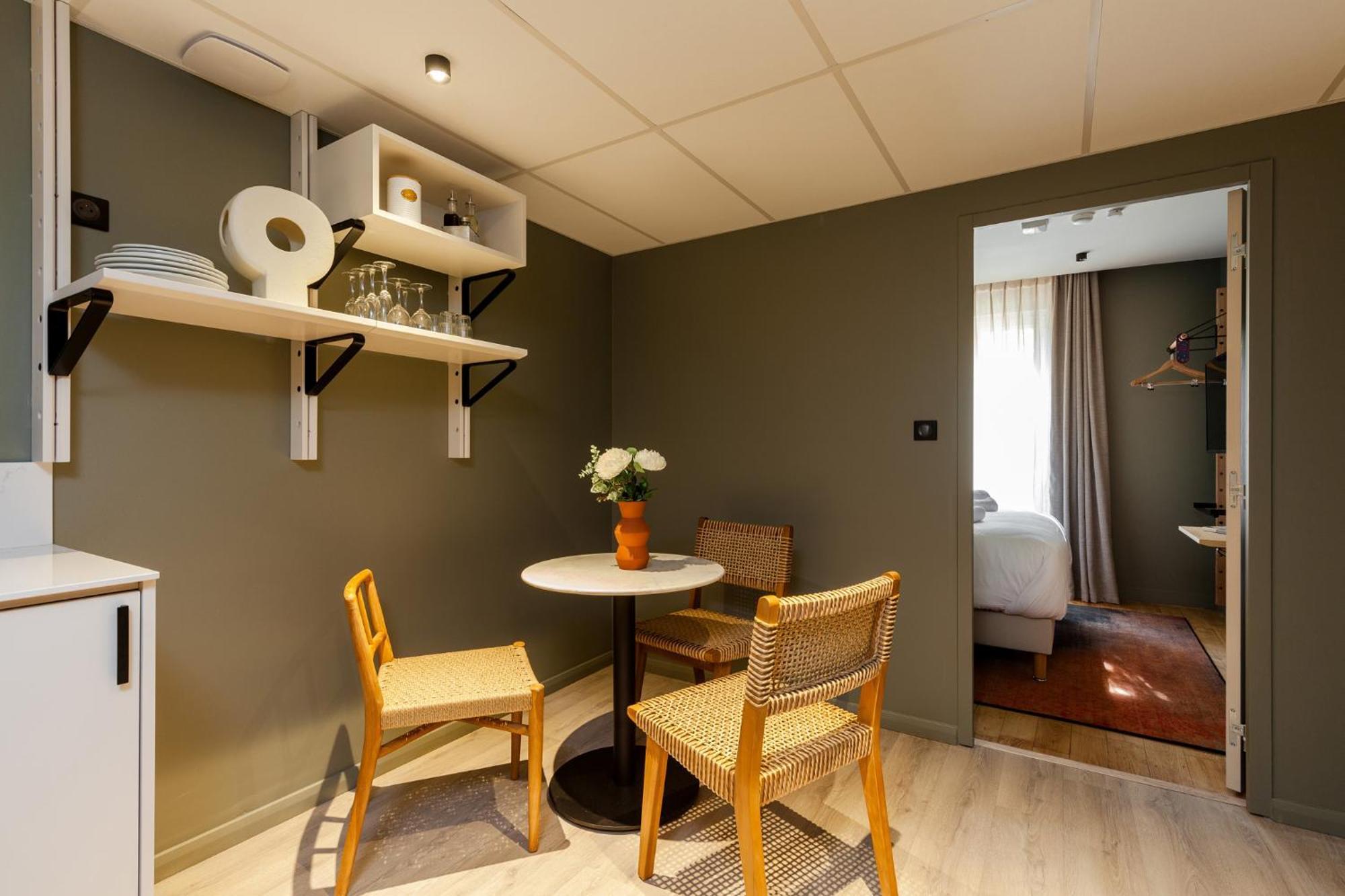 Hotel Gambettes - Entree Autonome, Reception En Ligne - Encore Mieux Limoges Exteriör bild