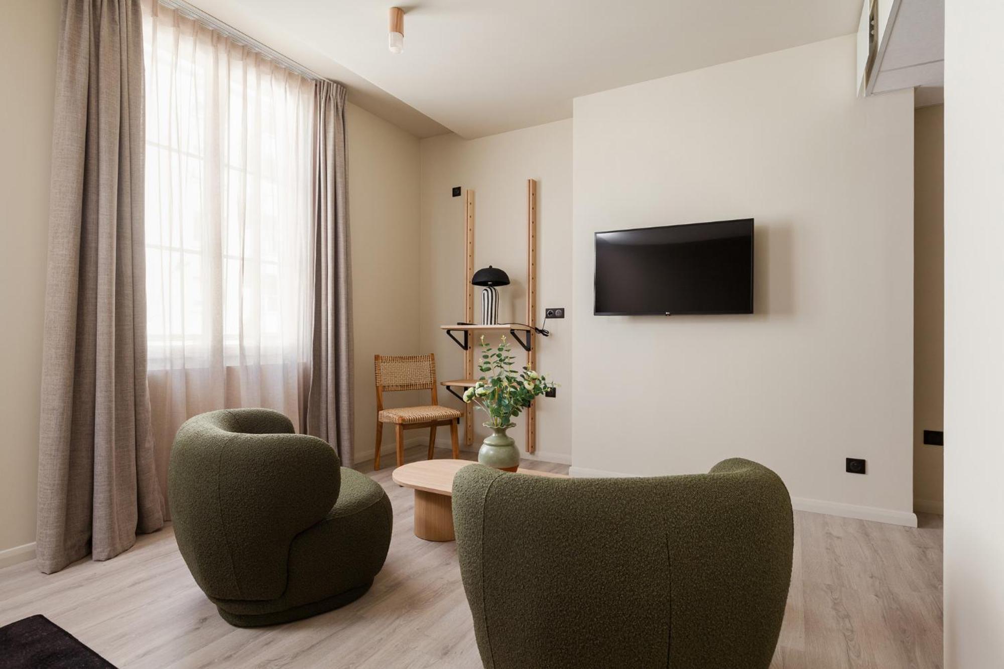 Hotel Gambettes - Entree Autonome, Reception En Ligne - Encore Mieux Limoges Exteriör bild